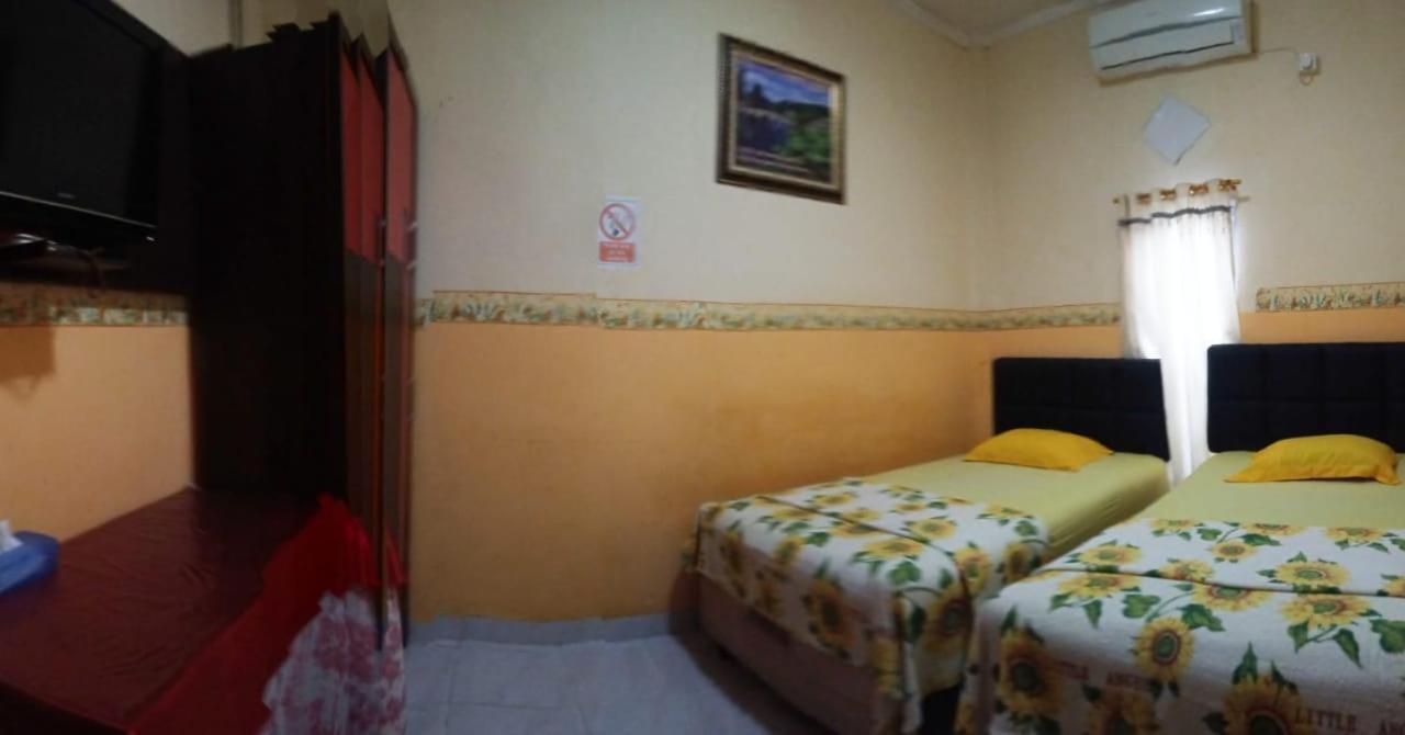 Hotel Nayora Prabumulih Perabumulih Exterior photo